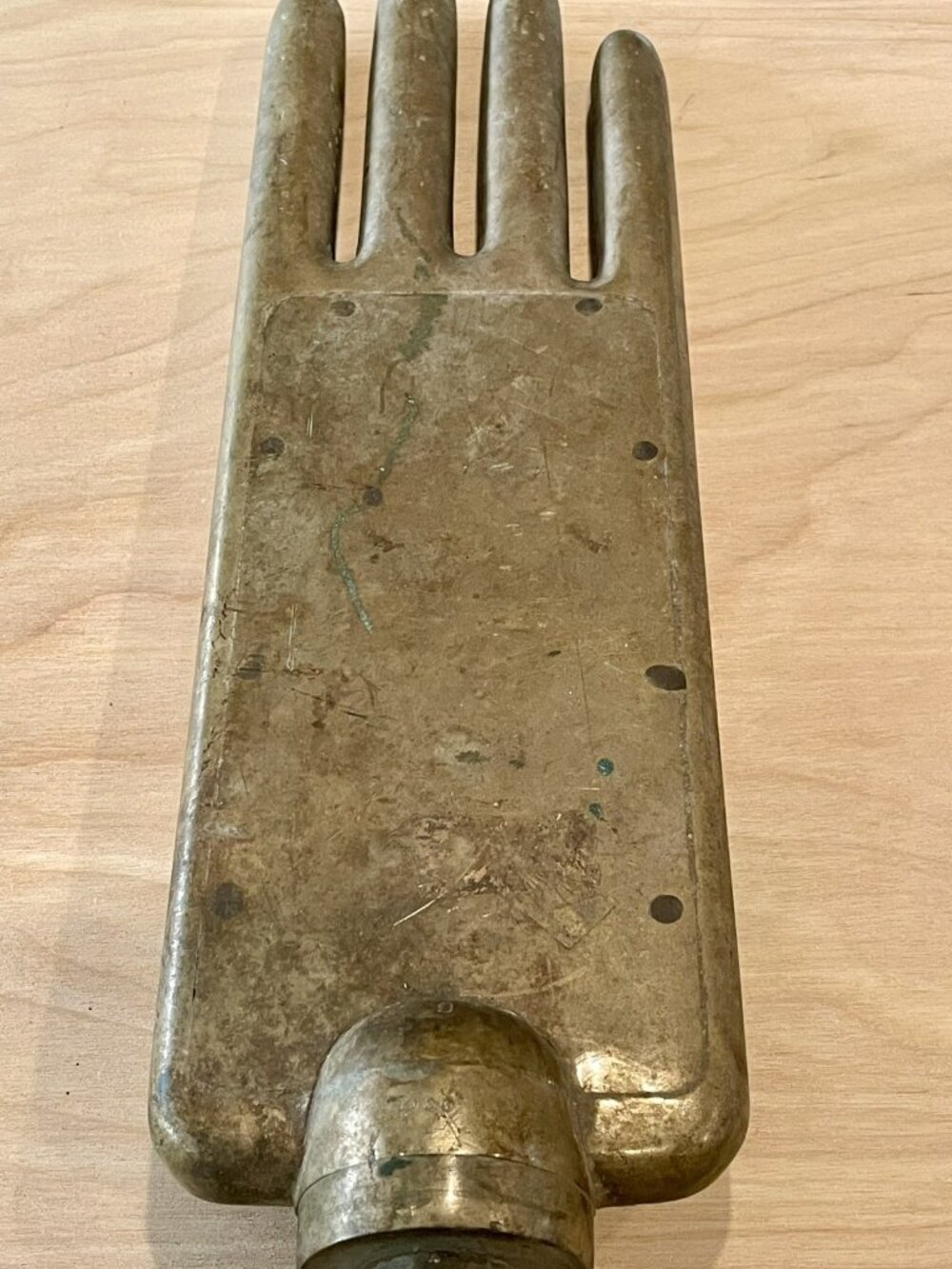 19th Century Industrial Solid Brass Hand Sculpture Glove Mold Factory 8 lbs - Picture 7 of 10